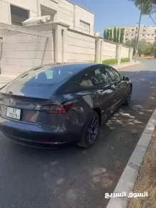 تيسلا موديل 3 للبيع 2023