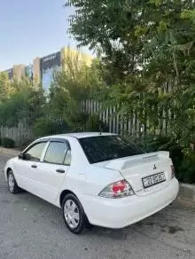 ميتسوبيشي لانسر 2103 للبيع