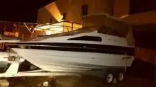 قارب امريكي للبيع
