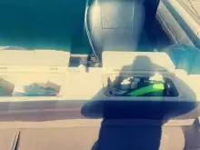 قارب للبيع بحالة الوكالة