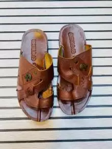 فقط 3 دنانير