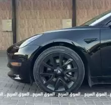 للبيع سيارة تيسلا موديل 3 ستاندرد بلس 2022