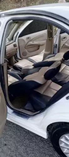 نيسان صني موديل 2012 للبيع