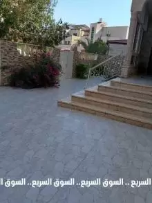 عماره كامله للبيع في السادسه