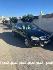 مرسيدس c200 2009 كرت ابيض 7 جيد