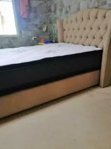 سرير جديد للبيع