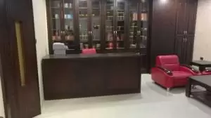 مكتب للبيع شارع المدينة المنورة الرئيسي  - Office for sale Madina main street