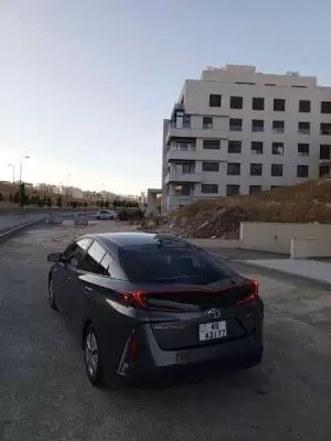 تويوتا بريوس 2021 للبيع