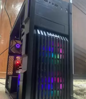 كمبيوتر جيمنج جيل تاسع مستعمل للبيع