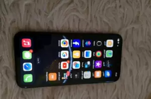 موبايل iPhone X مستعمل للبيع