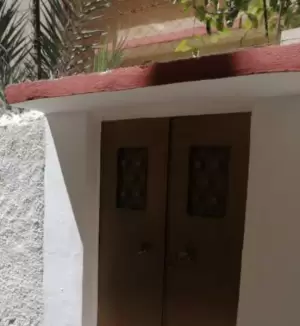 عمارة للبيع في حي رمزي في الزرقاء
