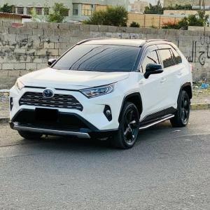 للبيع تويوتا راف فور RAV4 موديل 2021