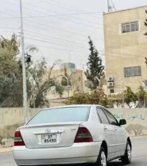 تويوتا كورولا 2003
