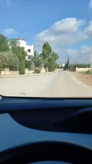 ارض للبيع من المالك في الطنيب العيادات