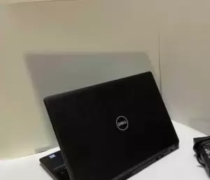 لابتوب ديل Core I7 للبيع