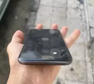 ايفون 11 للبيع