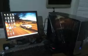 جهاز كمبيوتر مكتبي كامل متكامل