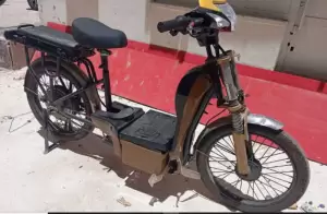 دراجة كهربائية للبيع بحالة الوكالة