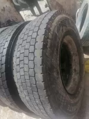 كوشوك شاحنات نظيف جدآ بسعر مغري جدآ
