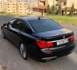 بي ام دبليو 750Li موديل 2009