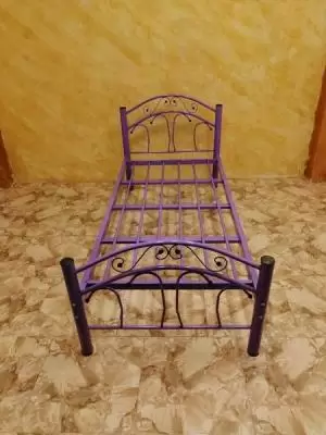 للبيع تخوت حديد ثقيل