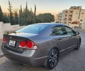 هوندا سيفيك الصنف LXI فل كامل للبيع موديل 2008