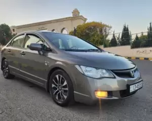 هوندا سيفيك الصنف LXI فل كامل للبيع موديل 2008
