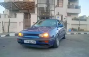 فوكس فاجن جلف موديل 1994
