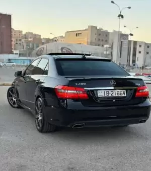 مرسيدس E200 2013 CGI كت AMG بانوراما للبيع