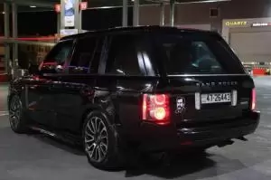 سيارة رنج روفر موديل 2002 و محدثة كامل 2012 للبيع