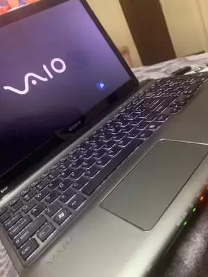 اجهزة لاب توب فايو للبيع