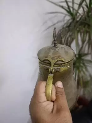 طباخ قهوه منقوش نحاس