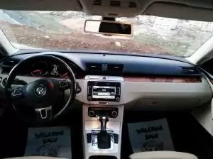 للبيع فولكسفاغن باسات سيسي موديل ال 2011