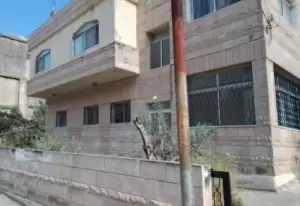 بيت للبيع في اربد الحي الجنوبي
