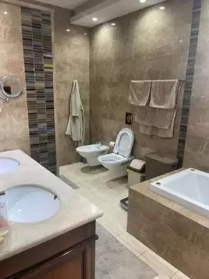 فيلا للبيع مستقلة ضمن كمباوند     Villa for sale standalone within compound