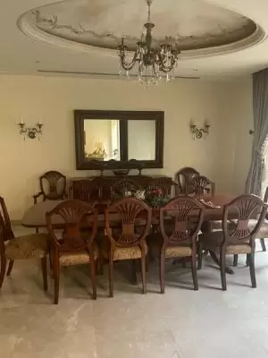 فيلا للبيع مستقلة ضمن كمباوند     Villa for sale standalone within compound
