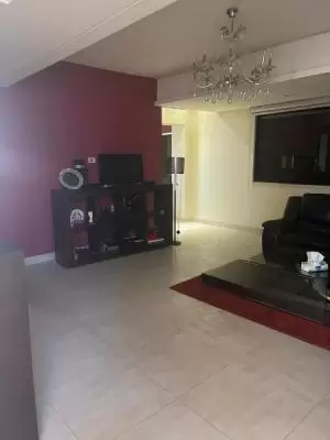 فيلا للبيع مستقلة ضمن كمباوند     Villa for sale standalone within compound