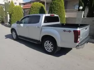 ايسوزو ديماكس 2021