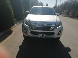 ايسوزو ديماكس 2021
