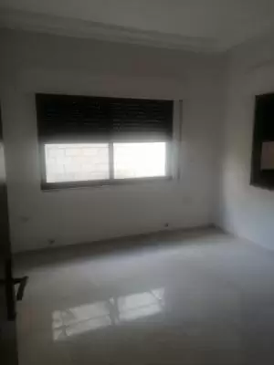 شقه للايجار / السلط قرب اسكان المهندسين