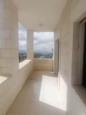 شقه للايجار / السلط قرب اسكان المهندسين