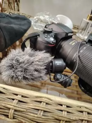 كاميرا nikon 5100d بحالة الوكاله للبيع بسعر مغري جدا