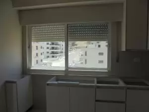 شقة للبيع في البنيات . خلف مديرية الامن العام وجامعة البتراء 200م مربع للبيع (3 دقائق عن شارع المطار)