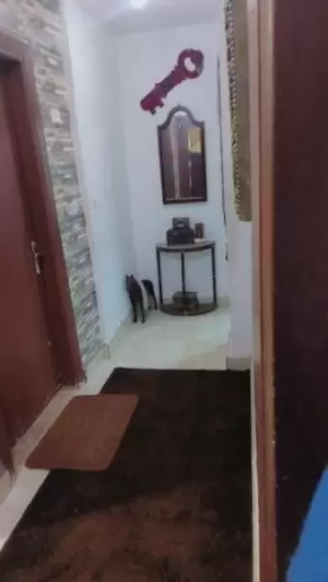 شقه للبيع في الدوار السابع