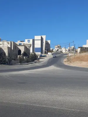 ارض مميزة جدآ للبيع من المالك في شفا بدران . جنب الترخيص مباشرة