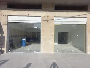 #تقدم_شركة_سهم_للاعمال_الزجاجبة #زجاج #سكريت_ متخصصون  بجميع أعمال ستائلس و زجاج 10 ملم سيكوريت