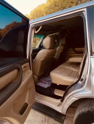 لاند كروزر 2003