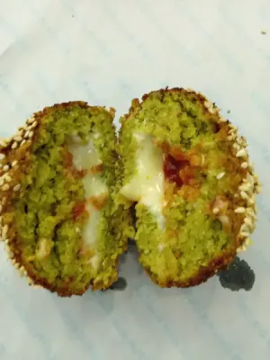 شيف تحضير متخصص في الاكلات الشعبيه خبره 15 سنه حمص وفول وفلافل وساندويتشات