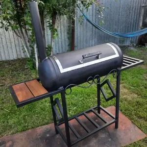 مؤسسه المحترفين جميع انواع شويه وببريكو وصعوبات حطب وجميع انواع الحداده وتشكيل معادن وصيانة عامه تواصل واتساب 0791771420