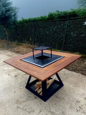 مؤسسه المحترفين جميع انواع شويه وببريكو وصعوبات حطب وجميع انواع الحداده وتشكيل معادن وصيانة عامه تواصل واتساب 0791771420